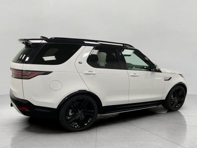 2024 Land Rover Discovery P300 Dynamic SE