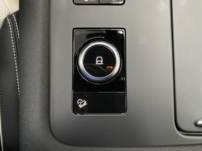 2024 Land Rover Discovery P300 Dynamic SE