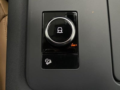 2025 Land Rover Discovery P360 Metropolitan Edition
