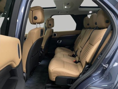 2025 Land Rover Discovery P360 Metropolitan Edition