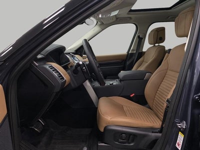 2025 Land Rover Discovery P360 Metropolitan Edition