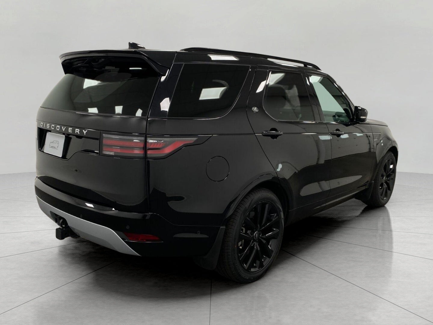 2026 Land Rover Discovery Tempest Edition AWD