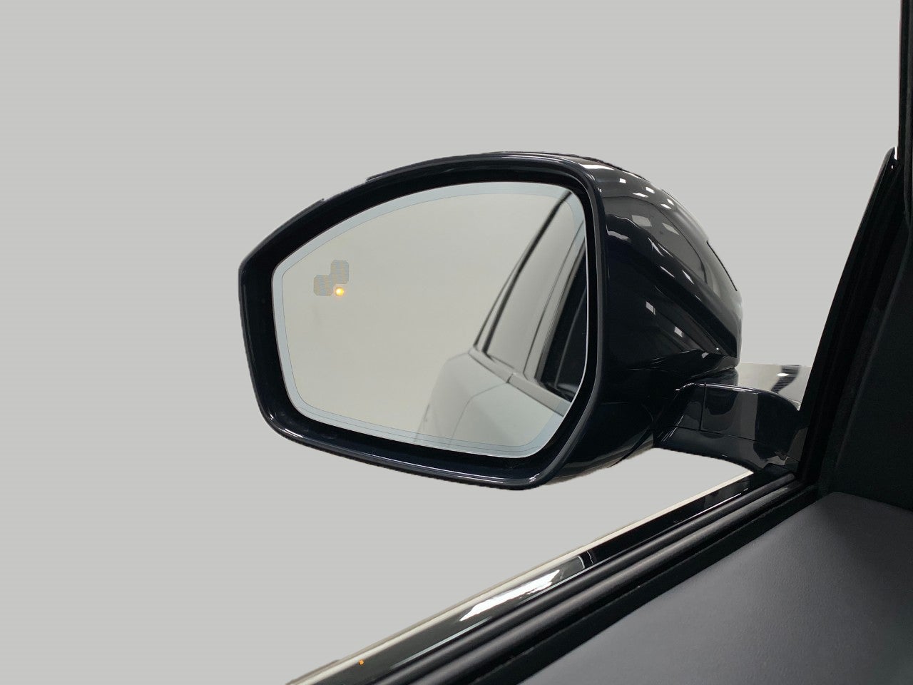 2026 Land Rover Range Rover Velar P400 Autobiography