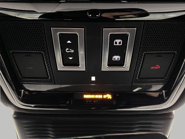 2026 Land Rover Range Rover Velar P400 Autobiography