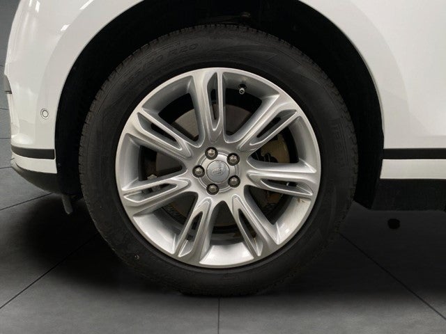 2026 Land Rover Range Rover Velar P250 S