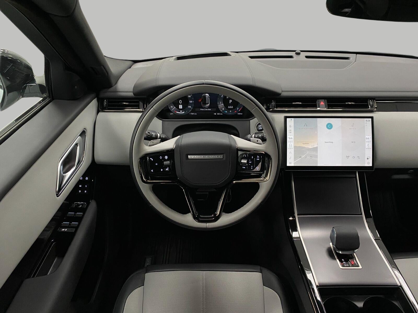 2026 Land Rover Range Rover Velar P250 Dynamic SE