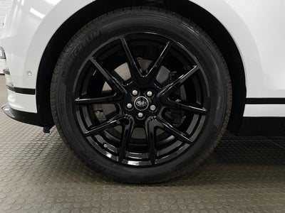 2026 Land Rover Range Rover Velar P250 Dynamic SE