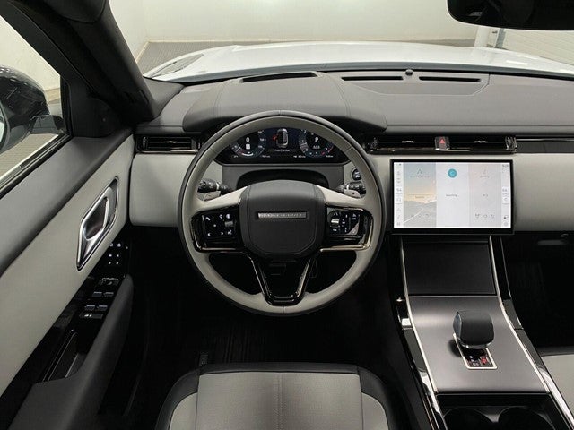 2026 Land Rover Range Rover Velar P250 Dynamic SE