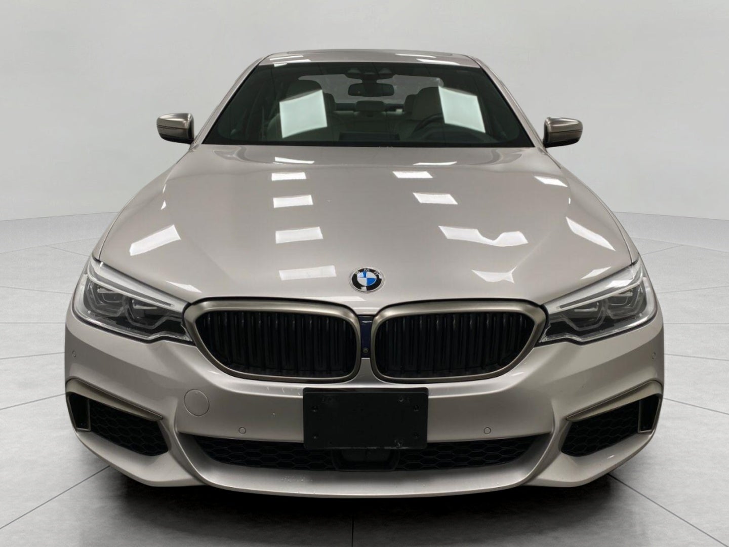 2019 BMW 5 Series M550i xDrive Sedan