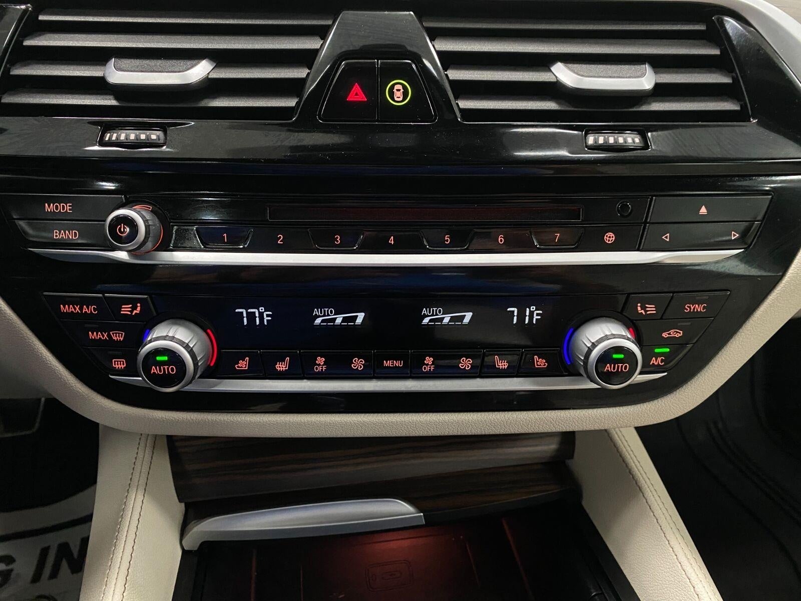 2019 BMW 5 Series M550i xDrive Sedan