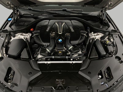 2019 BMW 5 Series M550i xDrive Sedan