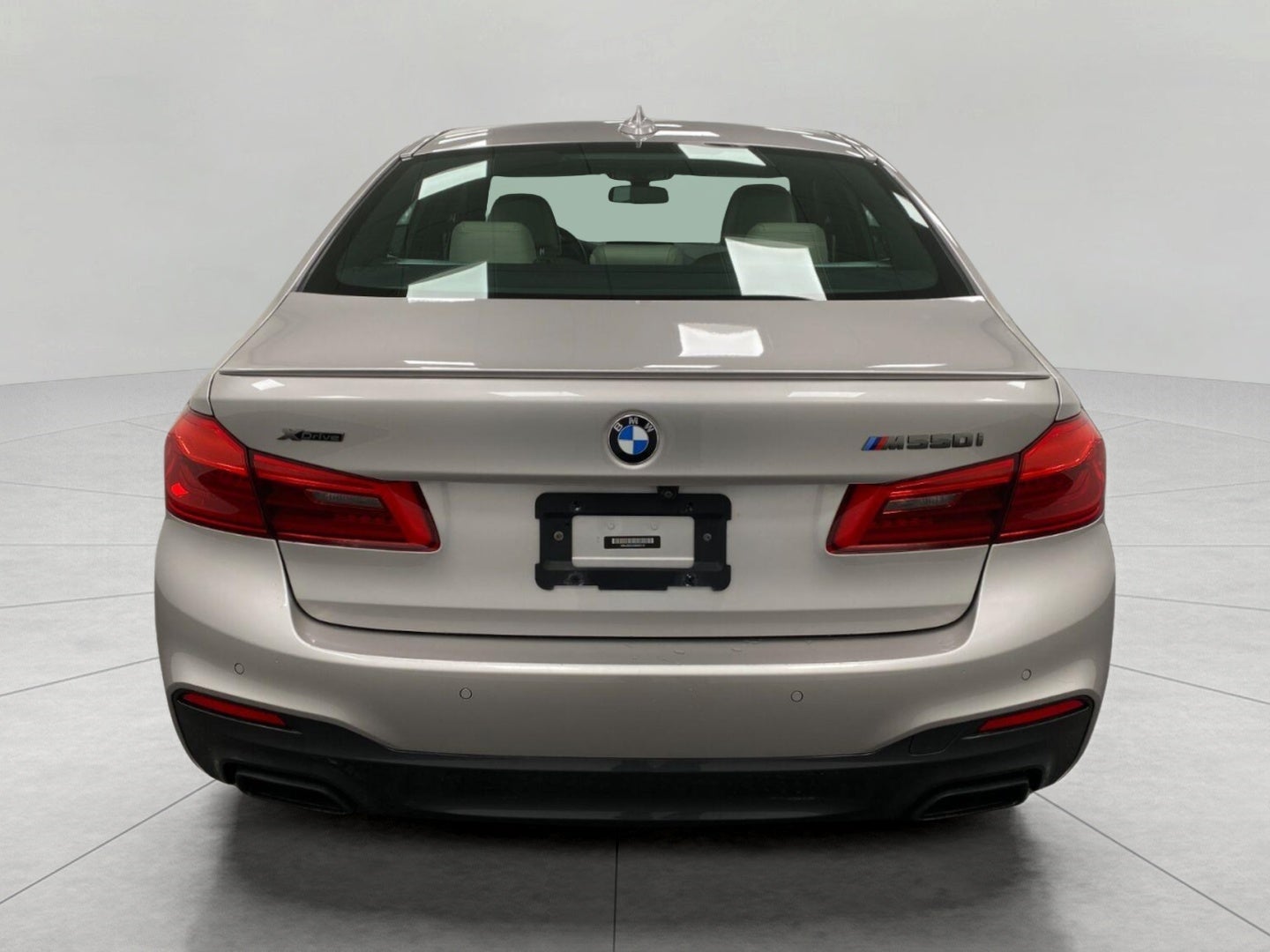 2019 BMW 5 Series M550i xDrive Sedan