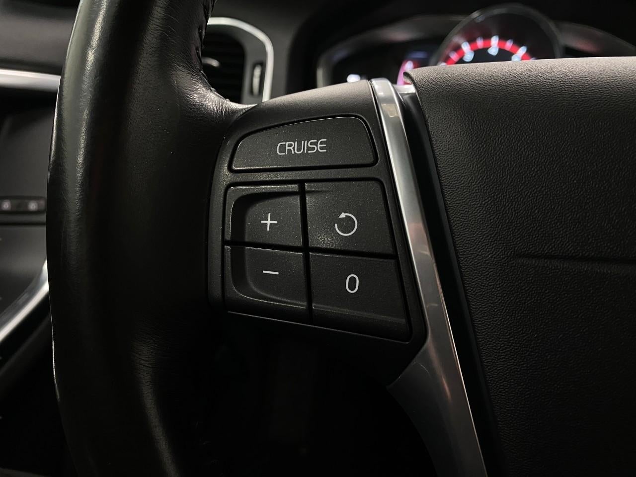 2016 Volvo S60 4dr Sdn T5 Drive-E Premier FWD