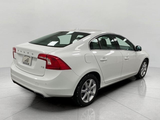 2016 Volvo S60 4dr Sdn T5 Drive-E Premier FWD