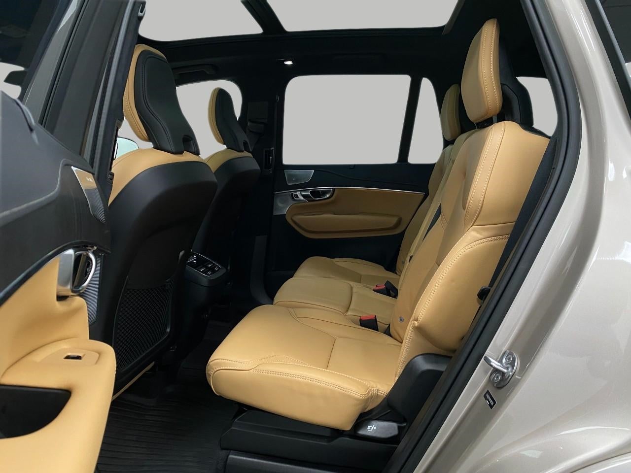 2023 Volvo XC90 B6 AWD Ultimate 7P