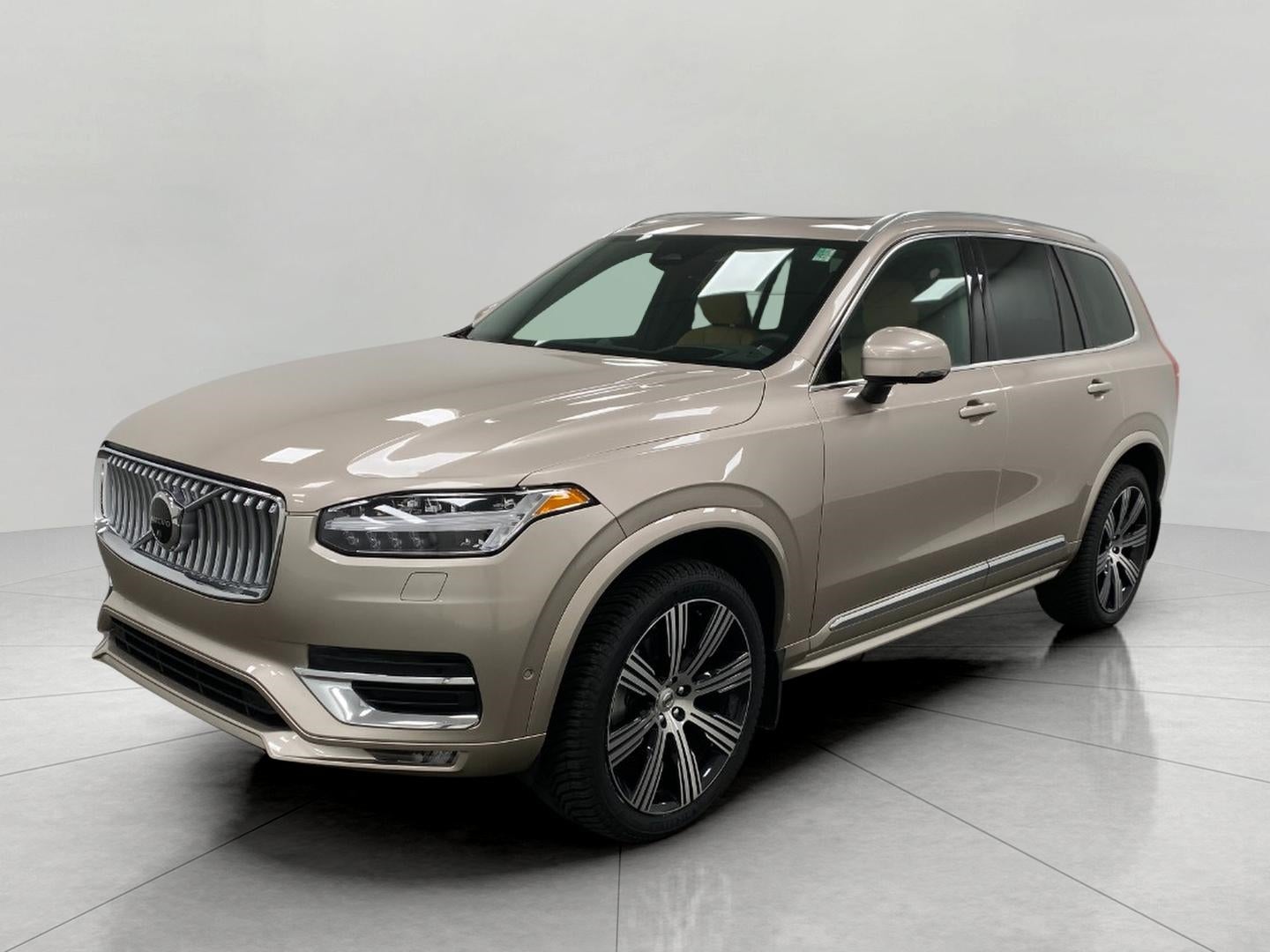 2023 Volvo XC90 B6 AWD Ultimate 7P