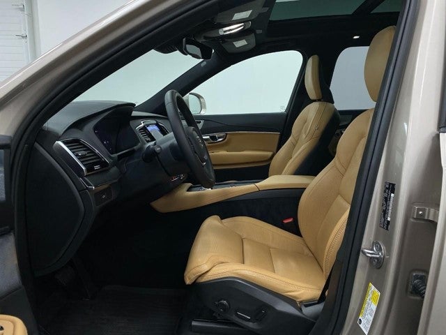 2023 Volvo XC90 B6 AWD Ultimate 7P