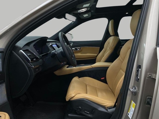2023 Volvo XC90 B6 AWD Ultimate 7P