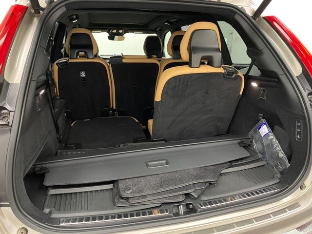 2023 Volvo XC90 B6 AWD Ultimate 7P