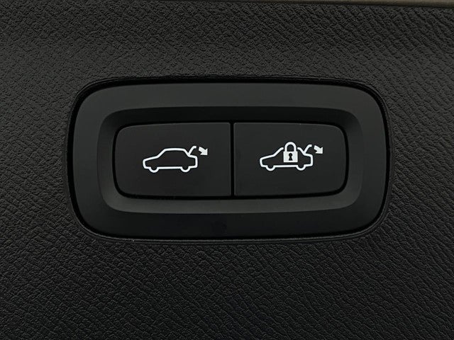 2023 Volvo XC90 B6 AWD Ultimate 7P