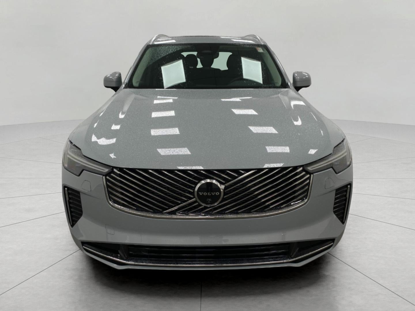 2026 Volvo XC90 B6 AWD Plus 7-Seater