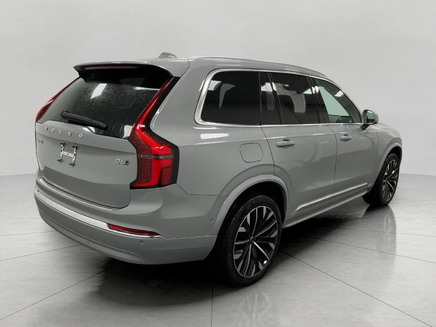 2026 Volvo XC90 B6 AWD Plus 7-Seater