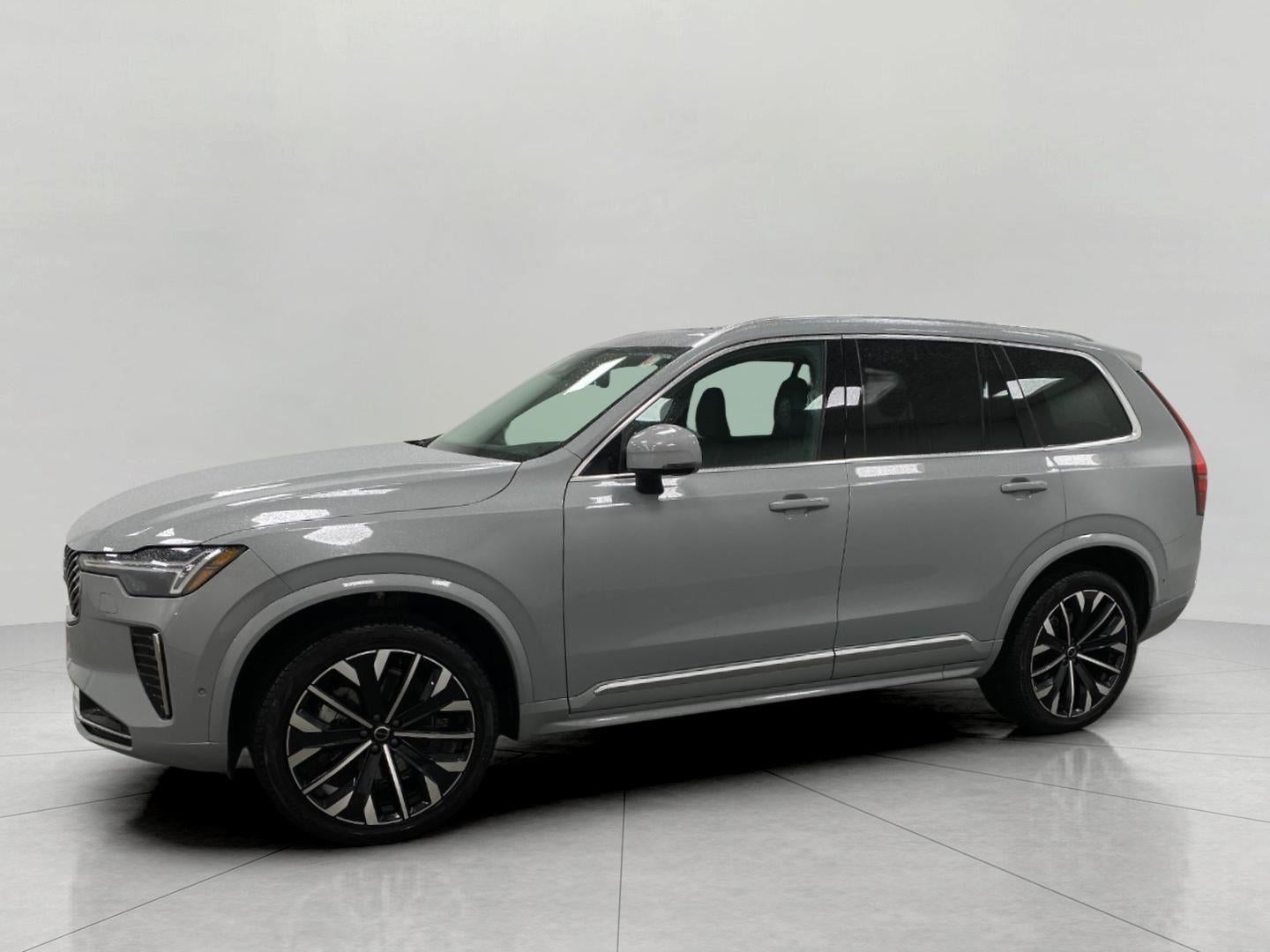 2026 Volvo XC90 Plus - Photo 46