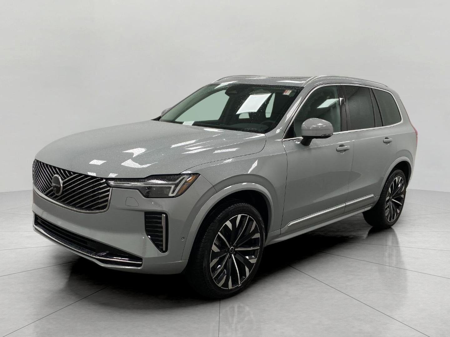 2026 Volvo XC90 Plus - Photo 47