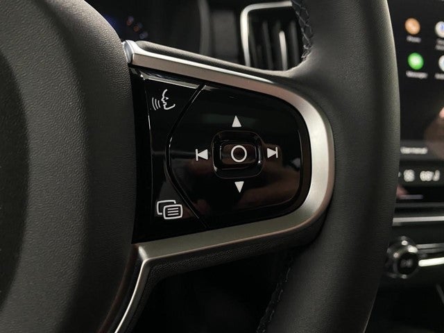 2026 Volvo XC90 B6 AWD Plus 7-Seater