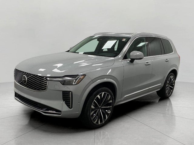 2026 Volvo XC90 B6 AWD Plus 7-Seater