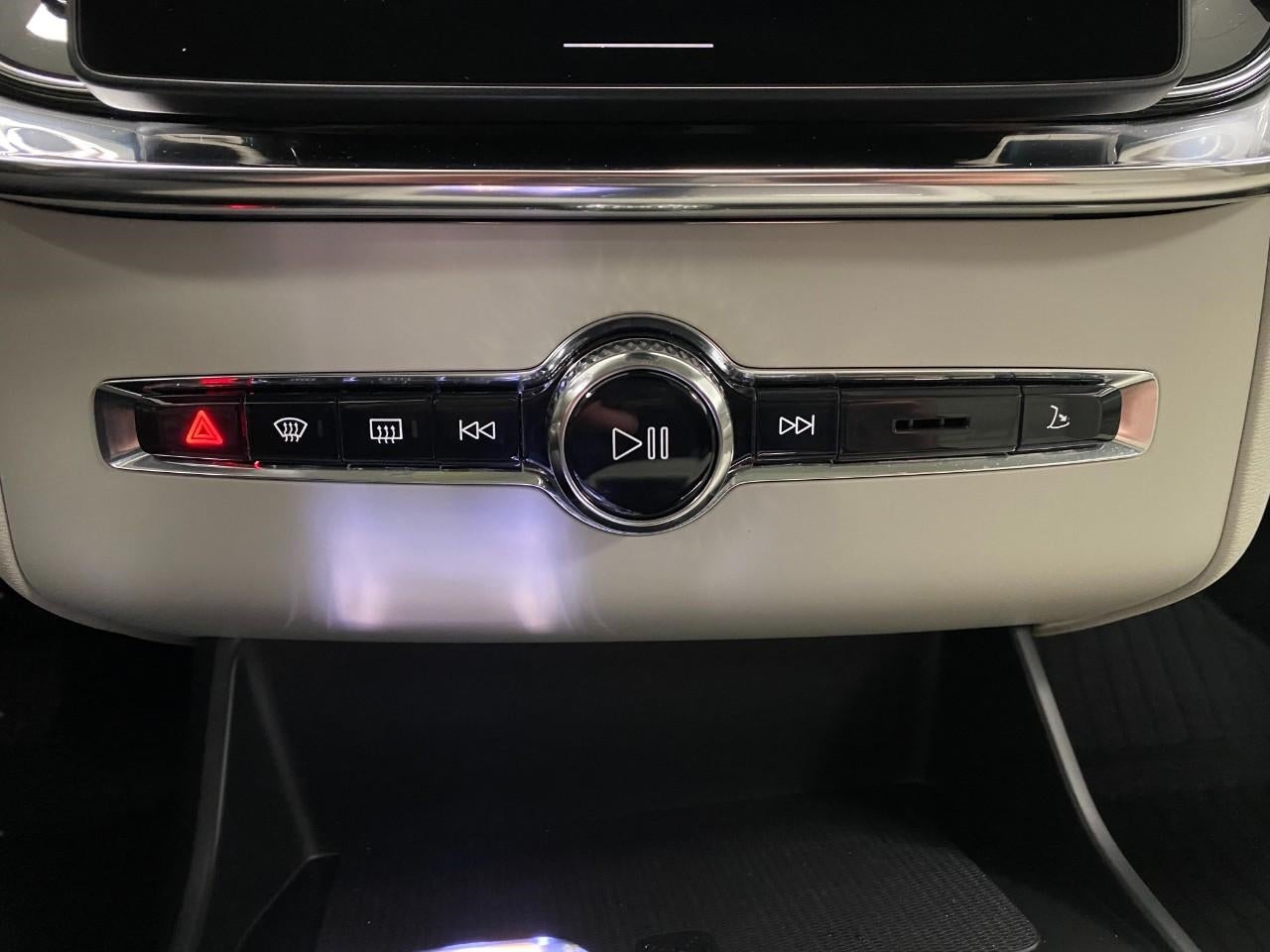 2026 Volvo XC90 B6 AWD Ultra 7-Seater