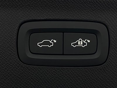 2026 Volvo XC90 B6 AWD Ultra 7-Seater