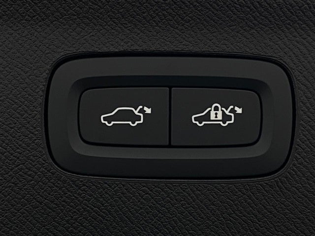 2026 Volvo XC90 B6 AWD Ultra 7-Seater