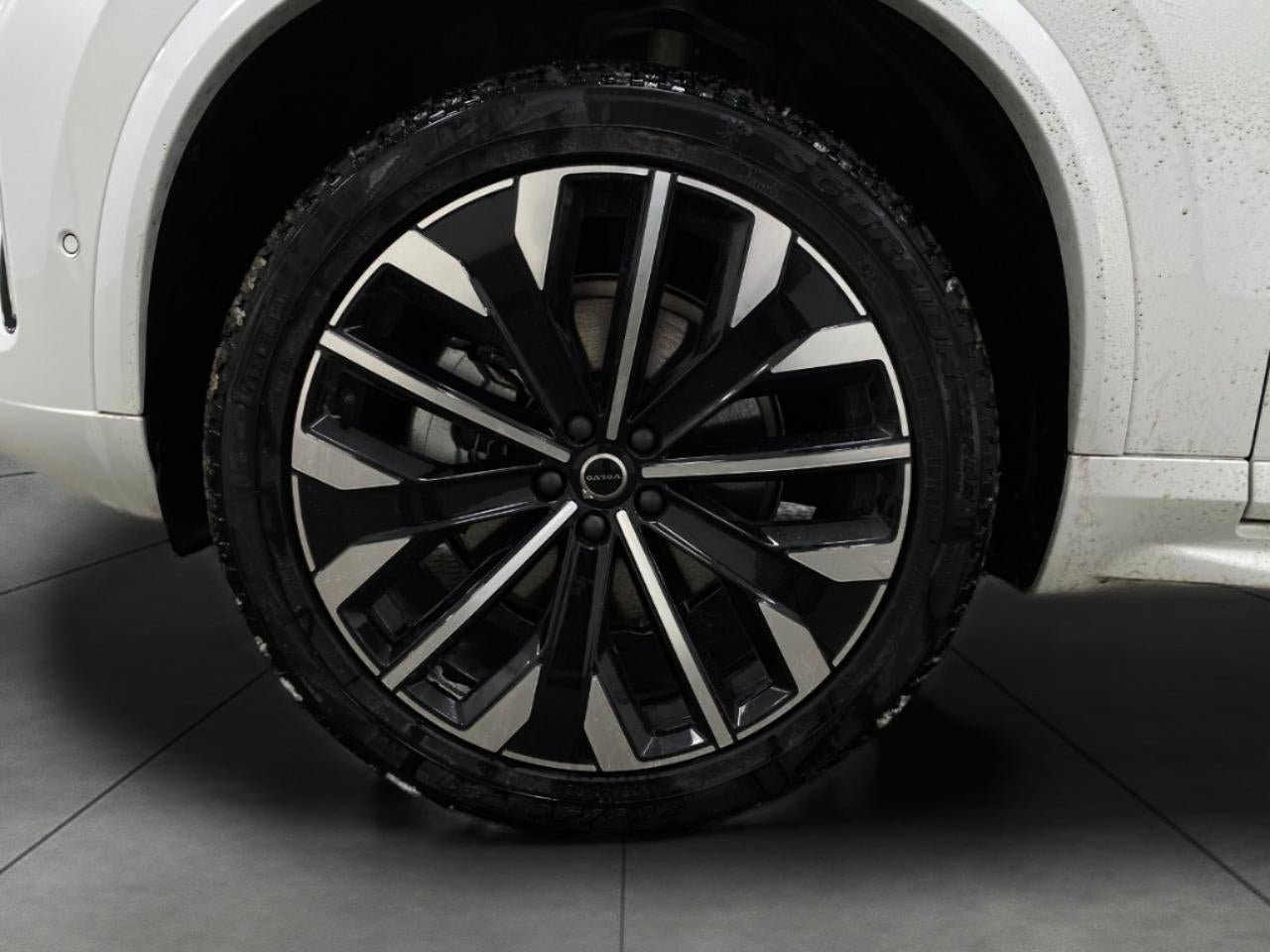 2026 Volvo XC90 B6 AWD Ultra 7-Seater