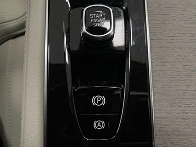 2026 Volvo XC90 B6 AWD Ultra 7-Seater