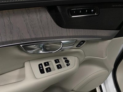 2026 Volvo XC90 B6 AWD Ultra 7-Seater