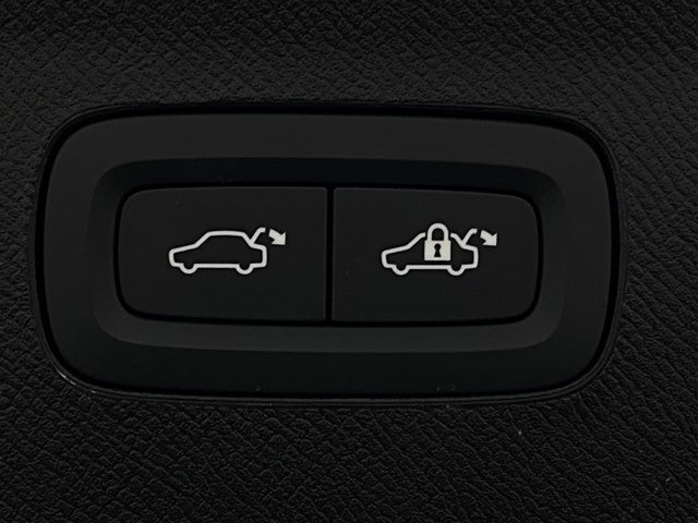 2026 Volvo XC90 B6 AWD Ultra 7-Seater