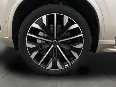 2026 Volvo XC90 B6 AWD Ultra Dark Theme 7-Seater