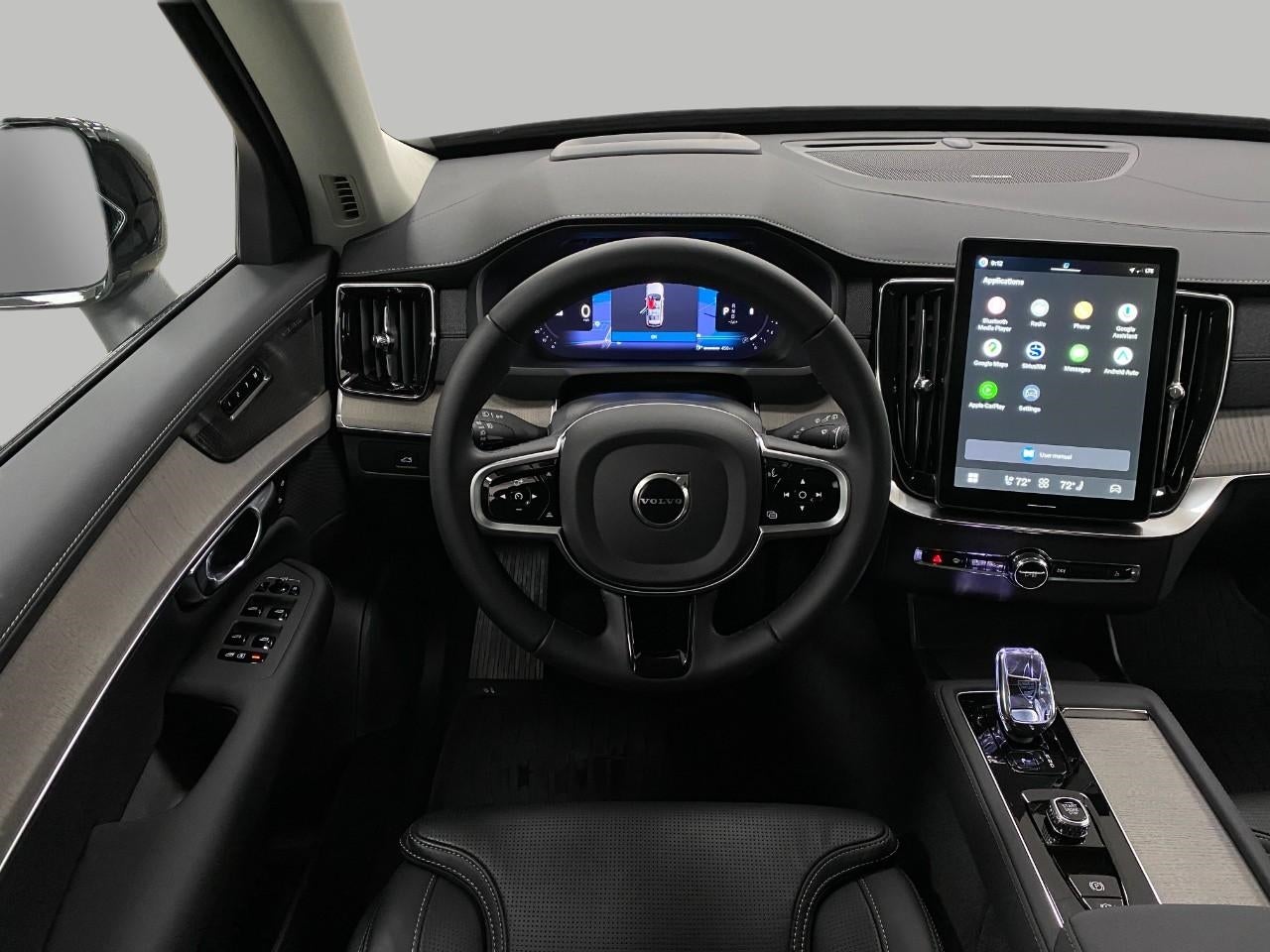 2026 Volvo XC90 B6 AWD Ultra Dark Theme 7-Seater