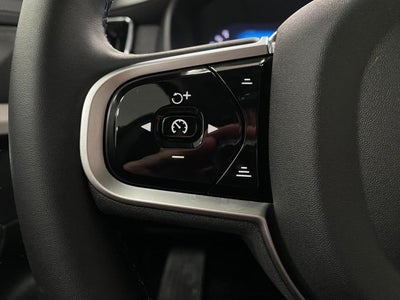 2026 Volvo XC90 B6 AWD Ultra Dark Theme 7-Seater