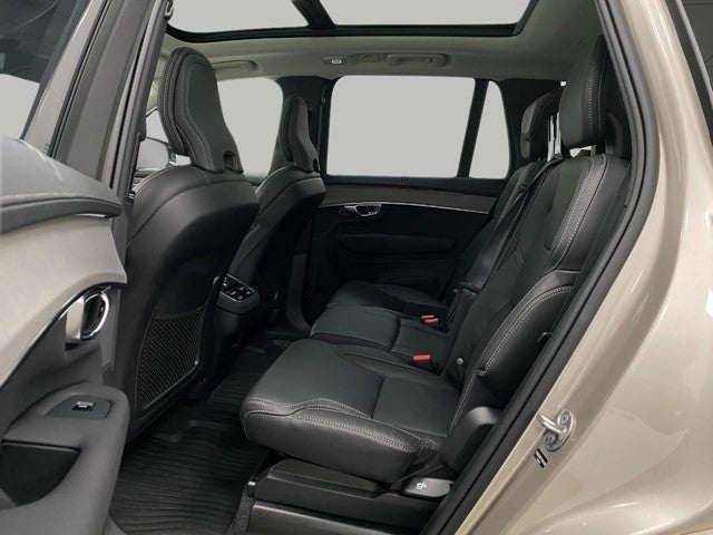 2026 Volvo XC90 B6 AWD Ultra Dark Theme 7-Seater