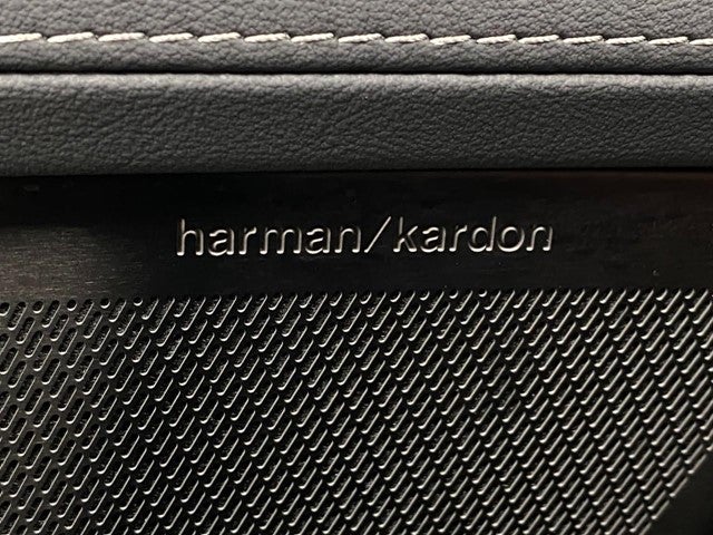 2026 Volvo XC90 B6 AWD Ultra Dark Theme 7-Seater