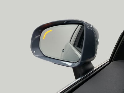 2023 Volvo XC60 B6 AWD Ultimate Bright Theme