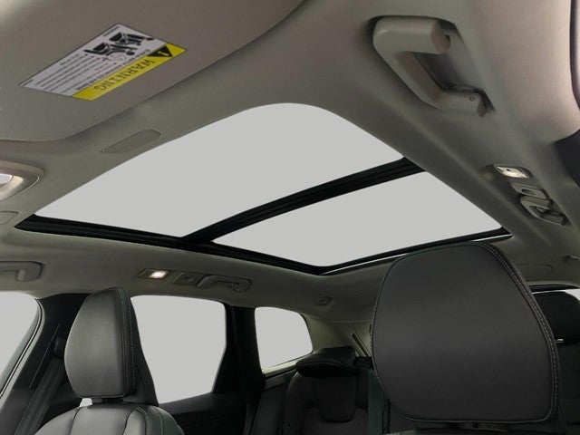 2023 Volvo XC60 B6 AWD Ultimate Bright Theme