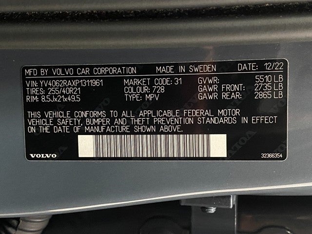 2023 Volvo XC60 B6 AWD Ultimate Bright Theme