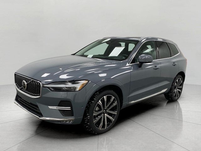 2023 Volvo XC60 B6 AWD Ultimate Bright Theme
