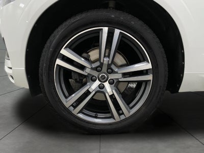 2020 Volvo XC60 T5 AWD Momentum