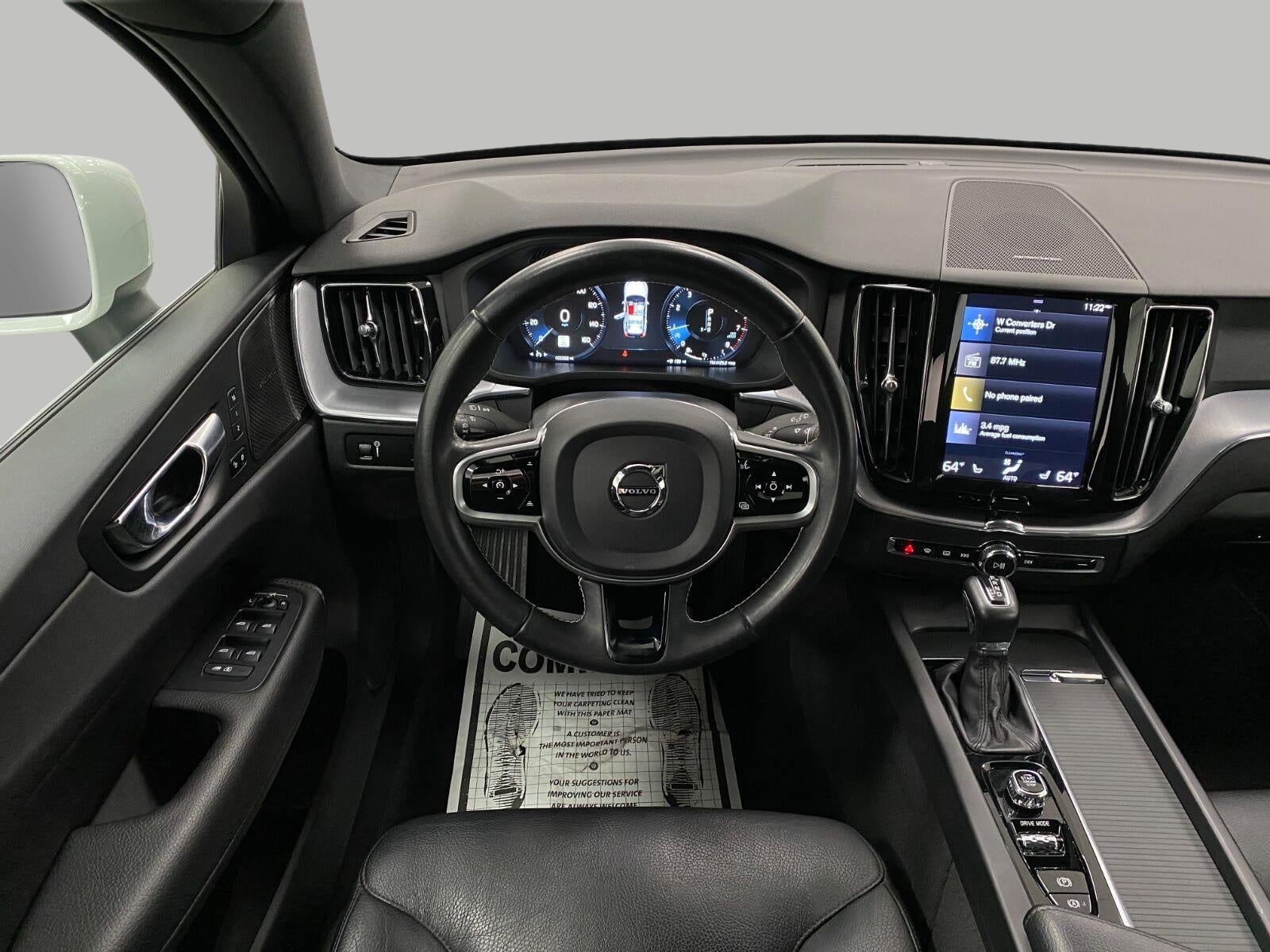2020 Volvo XC60 T5 AWD Momentum
