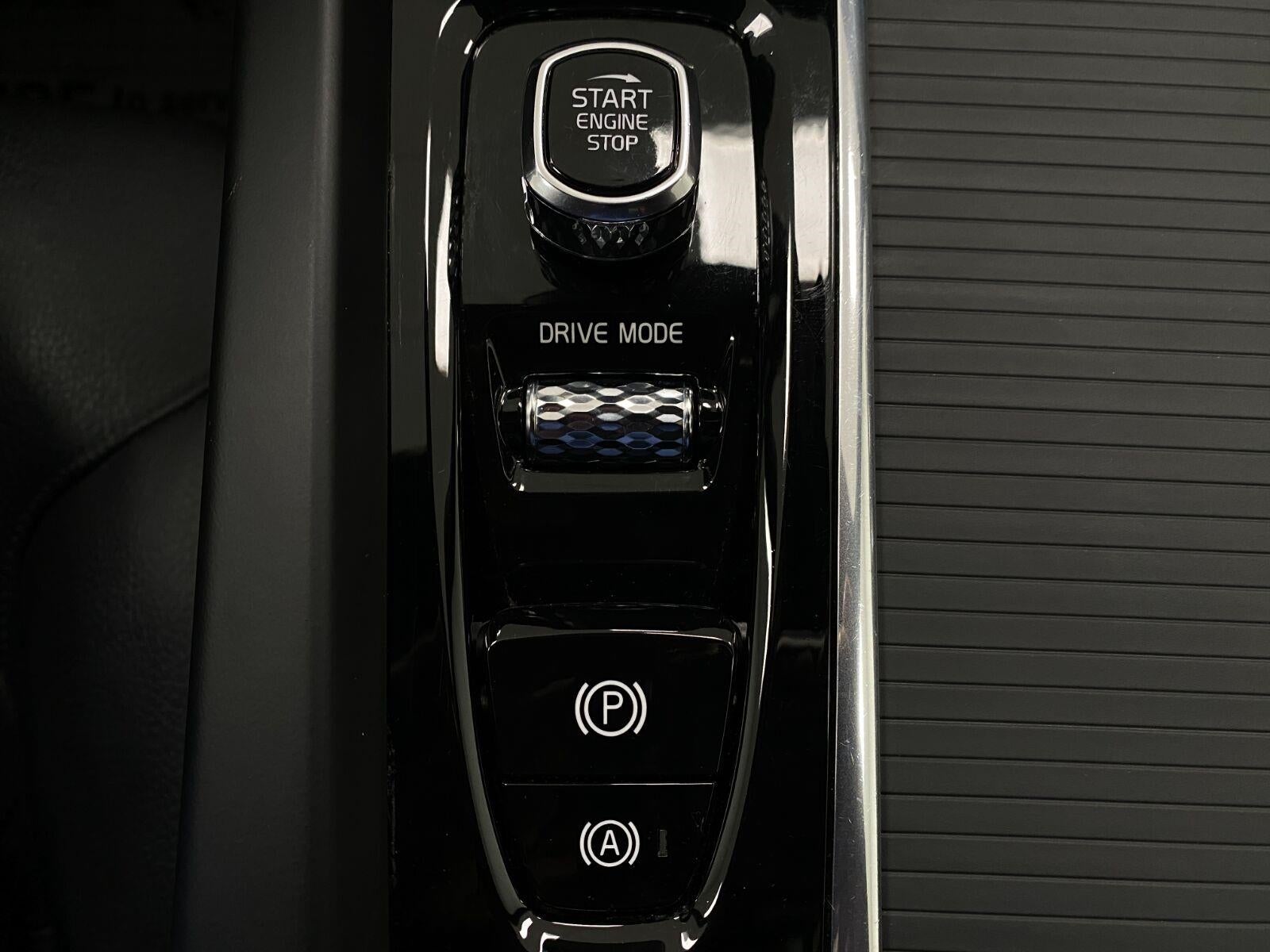 2020 Volvo XC60 T5 AWD Momentum