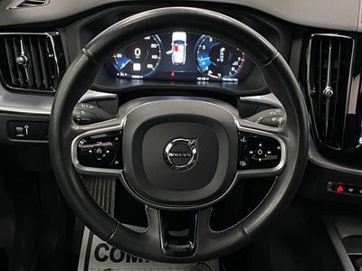 2020 Volvo XC60 T5 AWD Momentum